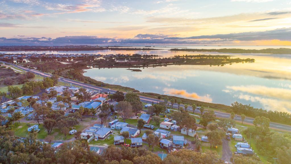 Australind Tourist Park Hotel Exterior photo